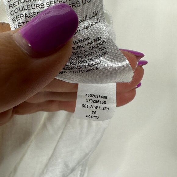 2/$30 White House Black Market Everyday Short Sleeve V-Neck Tee White XS #A0052 - Picture 6 of 8